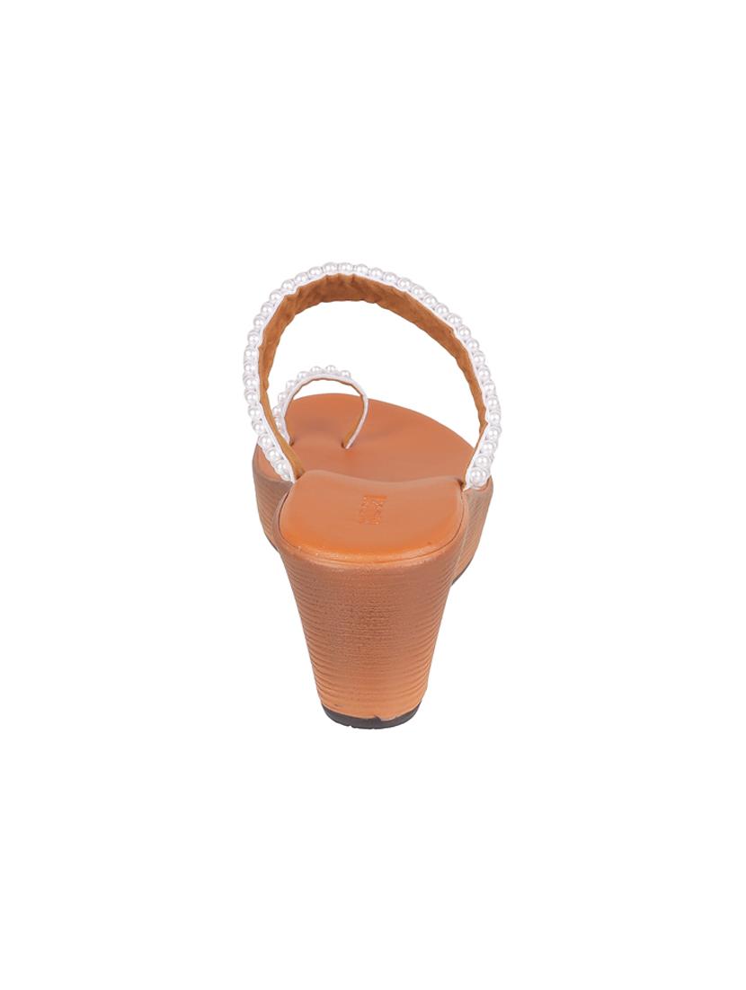 white one toe wedges - 17074734 - Zoom Image - 3
