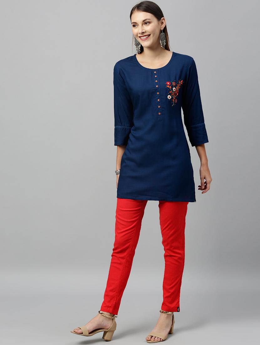 embroidered straight kurti - 17076647 - Zoom Image - 4