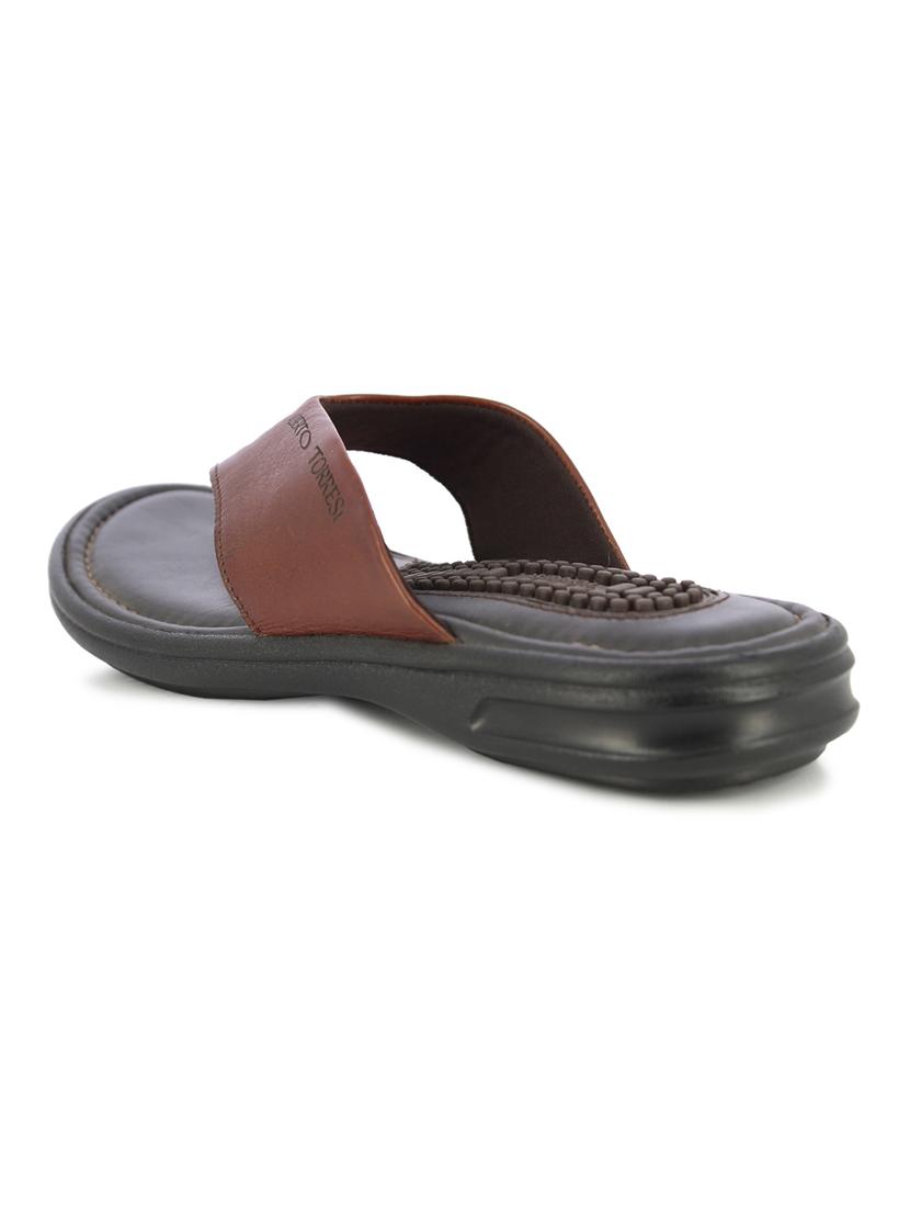 tan toe separator slippers - 17076765 - Zoom Image - 3