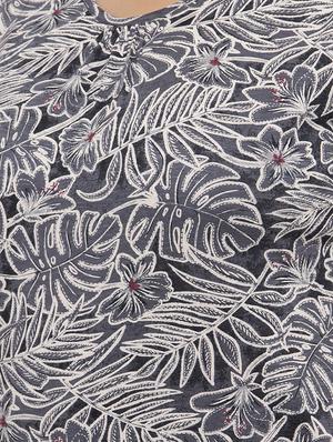 floral print plus tee - 17083786 - Standard Image - 5