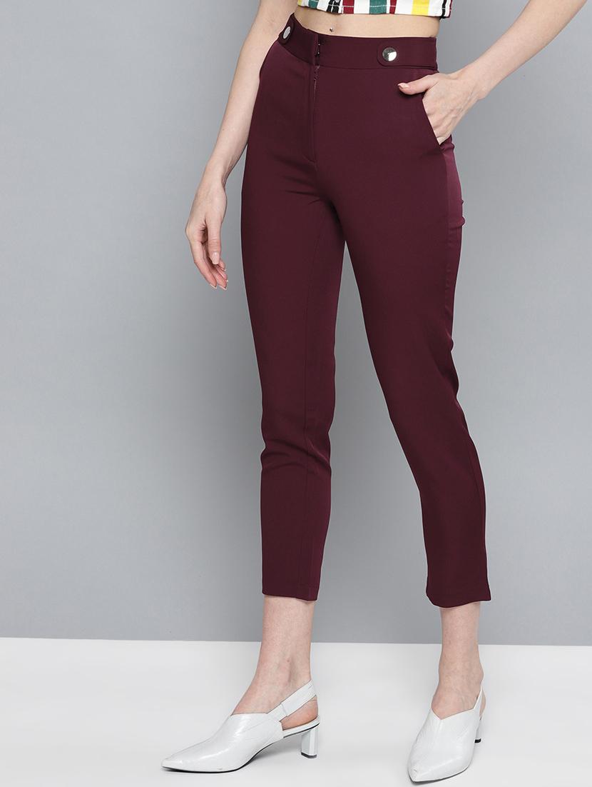 button detail crop pants - 17085337 - Zoom Image - 2