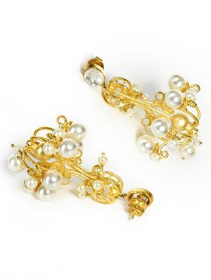 gold metal drop earring - 17086982 - Standard Image - 3