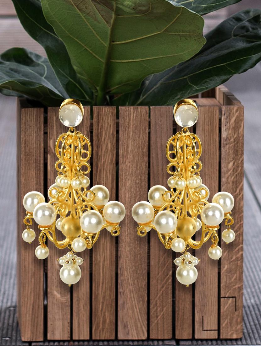 gold metal drop earring - 17086982 - Zoom Image - 1
