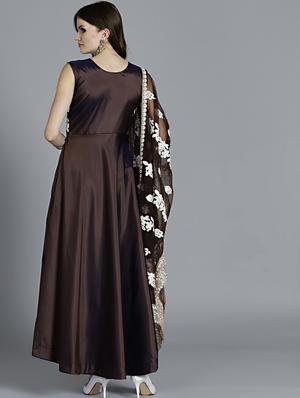 embroidered suit set - 17087573 - Standard Image - 3