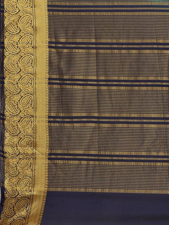 solid woven saree with blouse - 17089588 - Zoom Image - 4