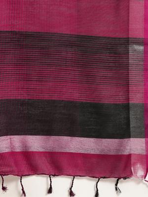 solid jamdani saree with blouse - 17089879 - Standard Image - 4
