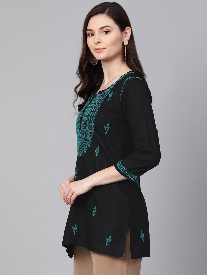 ada hand-embroidered black chikankari kurti - 17094441 - Zoom Image - 2