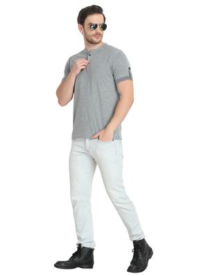 grey solid t-shirt - 17095822 - Standard Image - 4