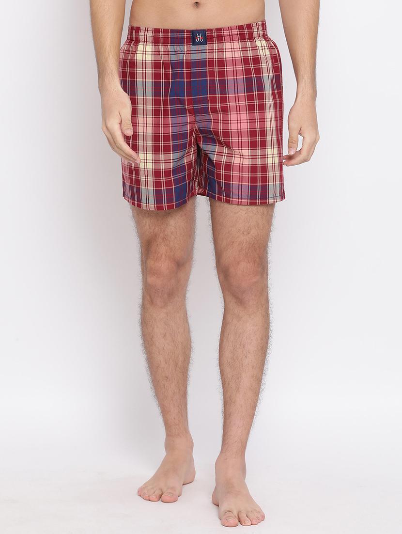 red checkered boxer - 17095947 - Zoom Image - 1