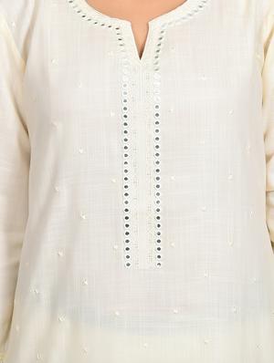 solid straight kurta - 17096188 - Standard Image - 4