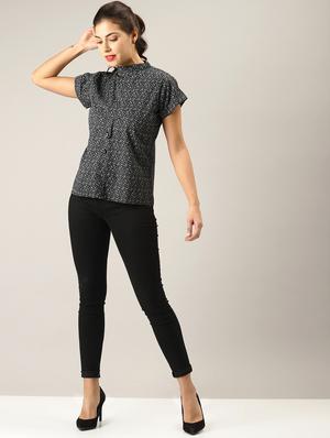 button-up back printed top - 17096317 - Standard Image - 4