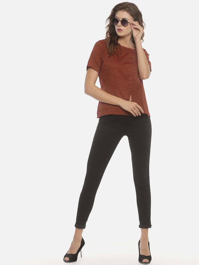 front slit button closure top - 17096325 - Zoom Image - 4