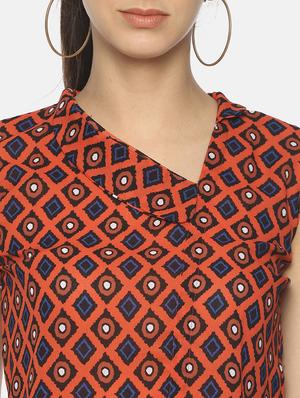 asymmetric neck printed crop top - 17096332 - Standard Image - 5