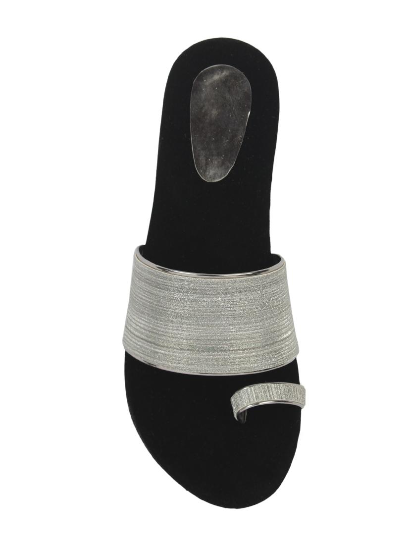 silver one toe sandals - 17097931 - Zoom Image - 4