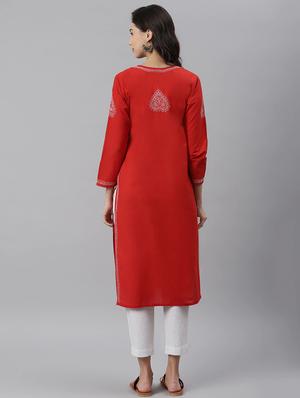 ada hand embroidered red cotton lucknowi chikankari kurta - 17098974 - Standard Image - 3