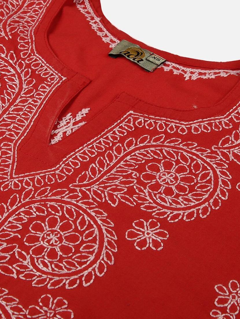 ada hand embroidered red cotton lucknowi chikankari kurta - 17098974 - Zoom Image - 5
