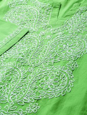 ada hand embroidered green cotton lucknow chikankari kurta - 17098975 - Standard Image - 4