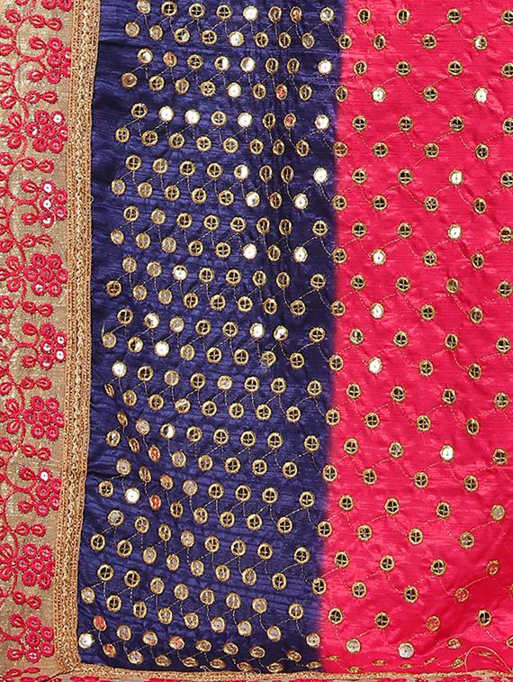 contrast embroidered saree with blouse - 17100479 - Zoom Image - 3