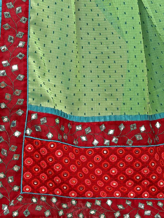 bordered embroidered saree with blouse - 17100533 - Zoom Image - 3