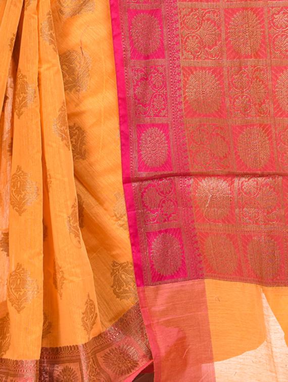 self design banarasi saree with blouse - 17100929 - Zoom Image - 3