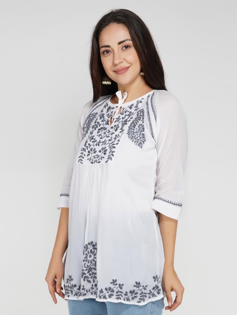 tie up neck chikankari top - 17102208 - Zoom Image - 2