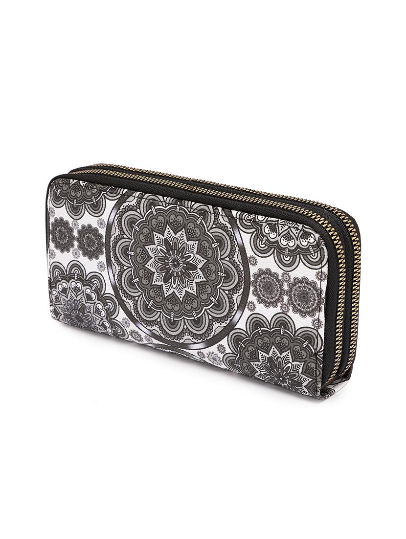 black leatherette wallet - 17102211 - Zoom Image - 4