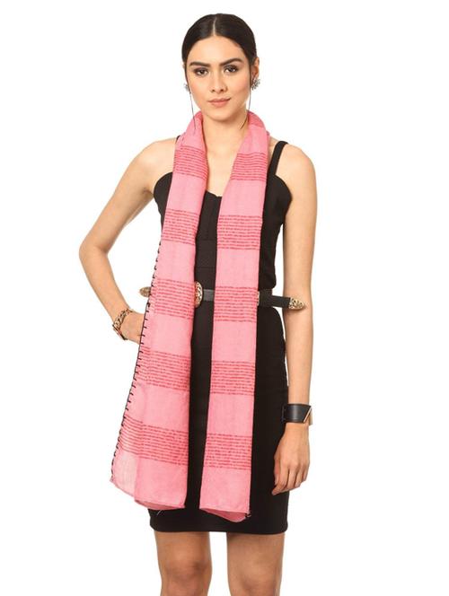 pink wool stole - 17106711 - Very Small Image - 1