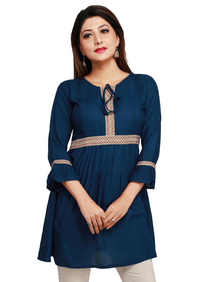 solid flared kurti - 17108769 - Zoom Image - 1