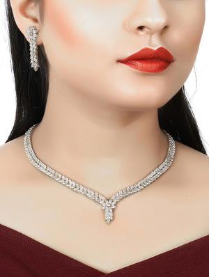 gold metal chain necklaces and earring set - 17112186 - Standard Image - 3