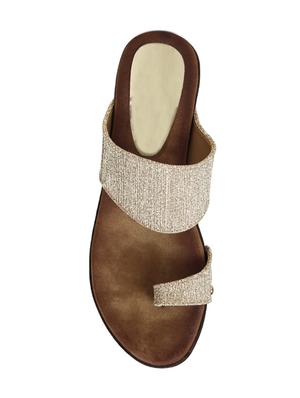 gold one toe wedges - 17112583 - Standard Image - 4