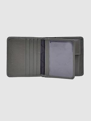 green leather wallet - 17112732 - Standard Image - 4