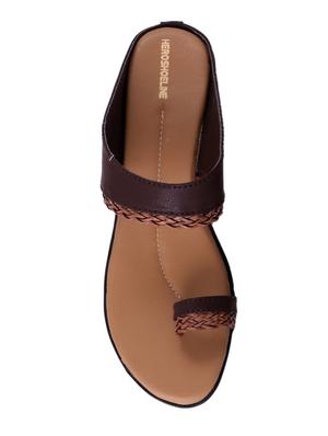brown one toe sandals - 17113608 - Standard Image - 4