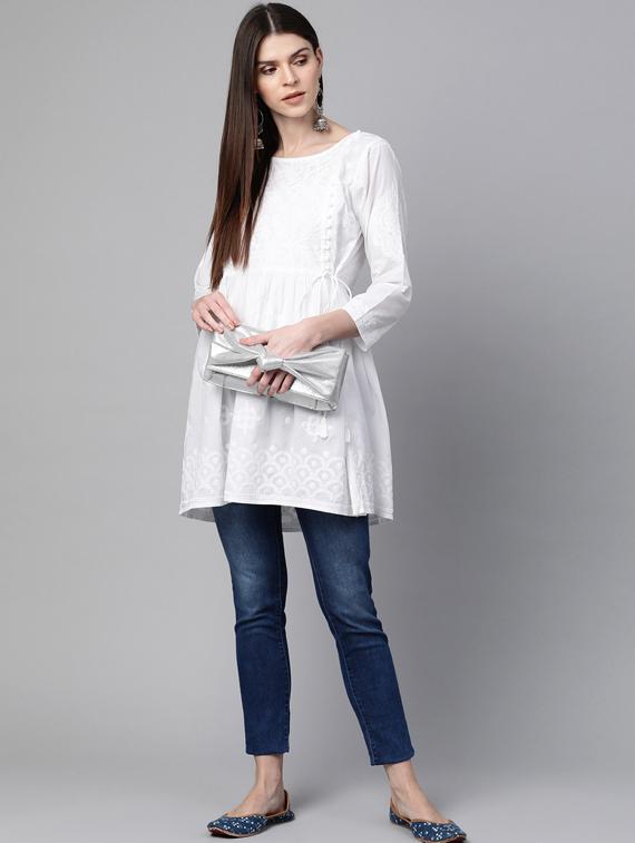 solid flared kurta - 17115802 - Zoom Image - 4