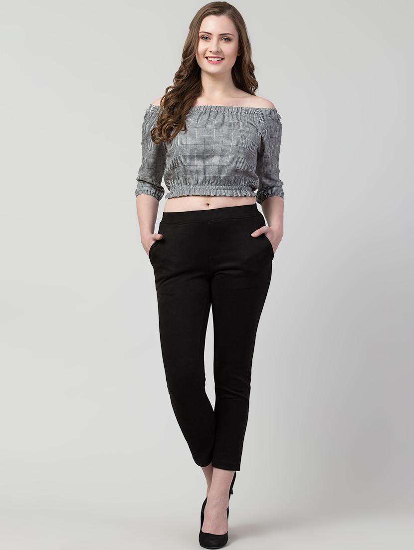 off shoulder crop top - 17116597 - Zoom Image - 4