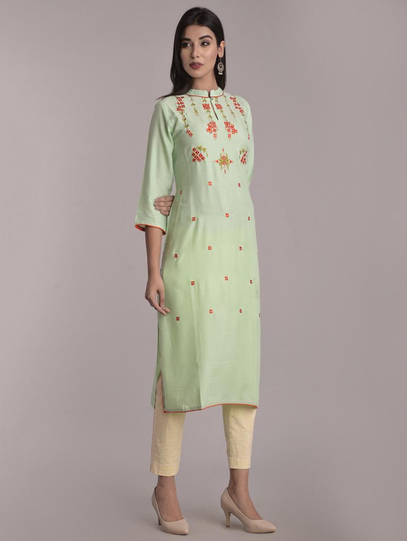 embroidered straight kurta - 17116966 - Zoom Image - 2