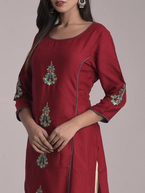 embroidered straight kurta - 17116976 - Standard Image - 4