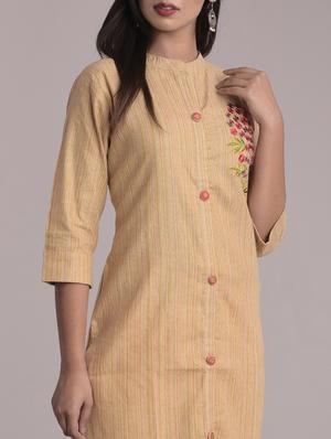 embroidered straight kurta - 17116984 - Standard Image - 4