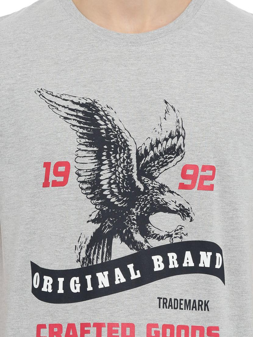 grey chest print t-shirt - 17119226 - Zoom Image - 4
