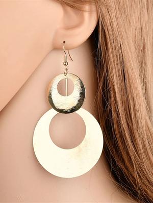 gold metal drop earring - 17119525 - Standard Image - 3