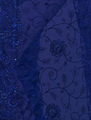 solid embroidered saree with blouse - 17120087 - Standard Image - 4