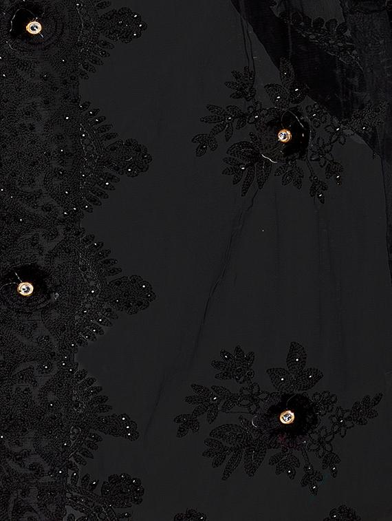 solid embroidered saree with blouse - 17120088 - Zoom Image - 4