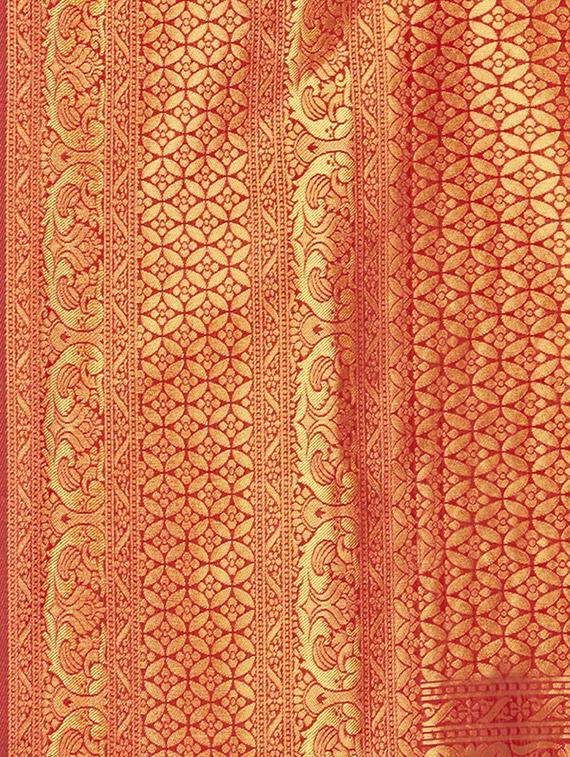 self design banarasi saree with blouse - 17120110 - Zoom Image - 4