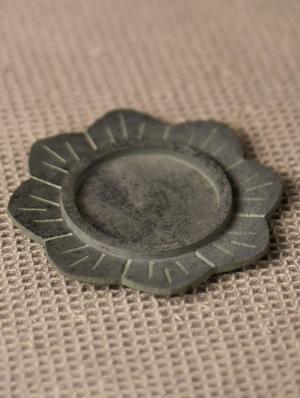 lotus design tea light handcrafted marble holder - 17127073 - Standard Image - 2