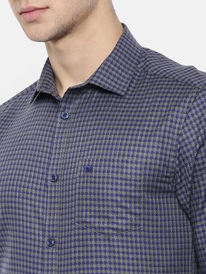 blue checkered formal shirt - 17127401 - Standard Image - 5