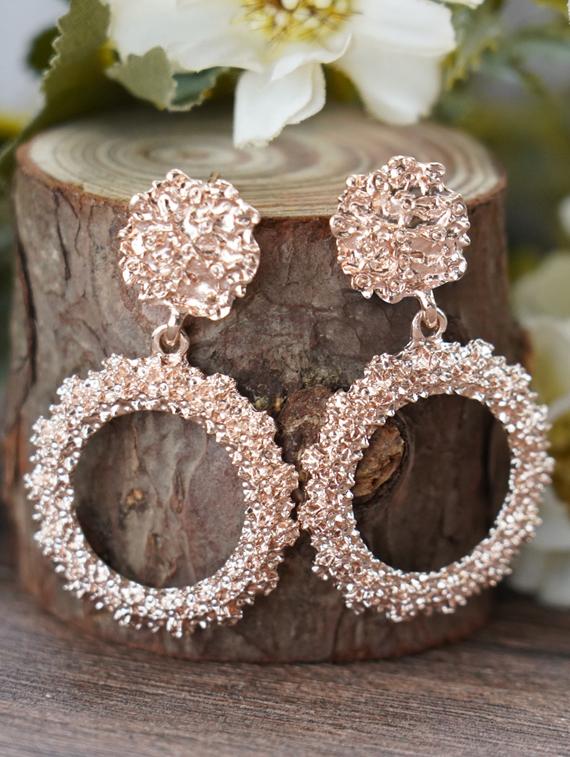 gold metal drop earring - 17127965 - Zoom Image - 1