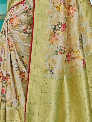 floral bordered saree with blouse - 17128174 - Standard Image - 2
