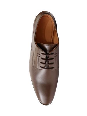 brown lace-up derbys - 17129929 - Standard Image - 3