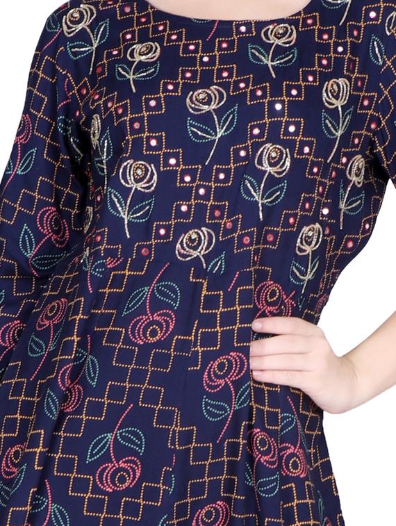 printed anarali kurta - 17129974 - Zoom Image - 4