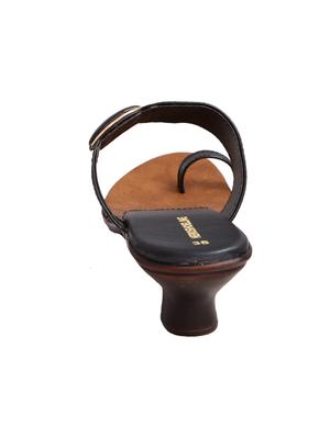 black one toe sandals - 17130881 - Standard Image - 2