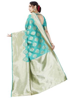 self design kanjivaram saree with blouse - 17135767 - Standard Image - 2